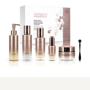 Natural Nectar & Hyaluronic Acid Essential Hydration Comfort Set-NIB SEALED